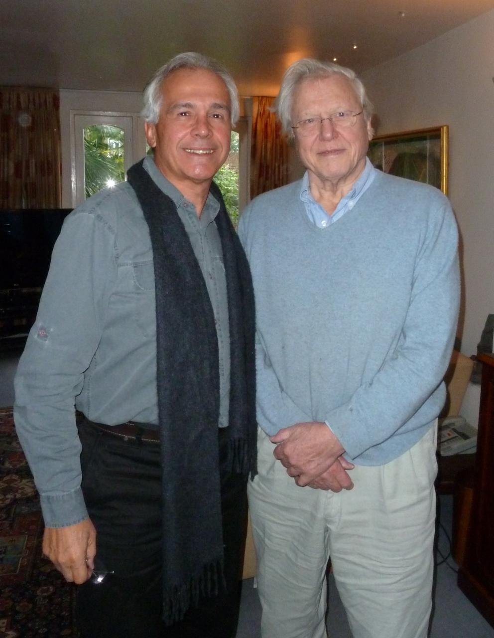 Sergio Brandão com Sir David Attenborough (100 anos e ainda em atividade)